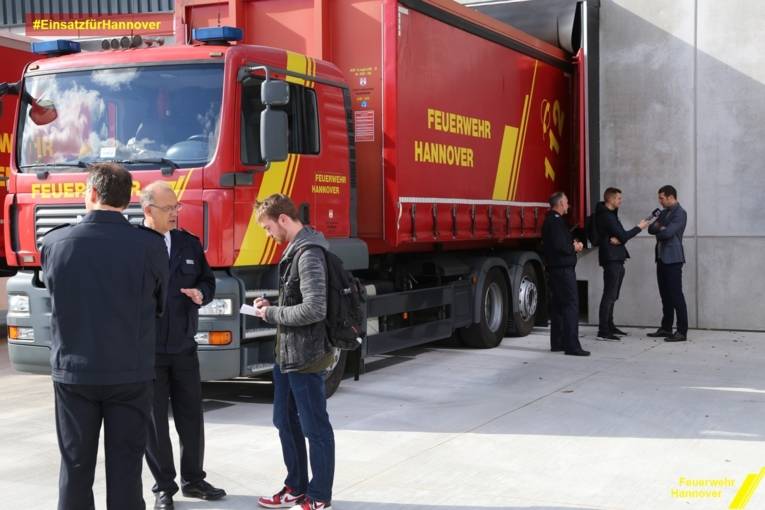 Erste Eindrücke aus dem just in Betrieb genommenen neuen Standort für Logistik der Feuerwehr.
